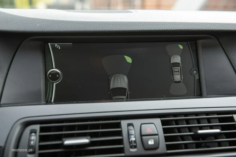 BMW Seria 5 F10 520 21