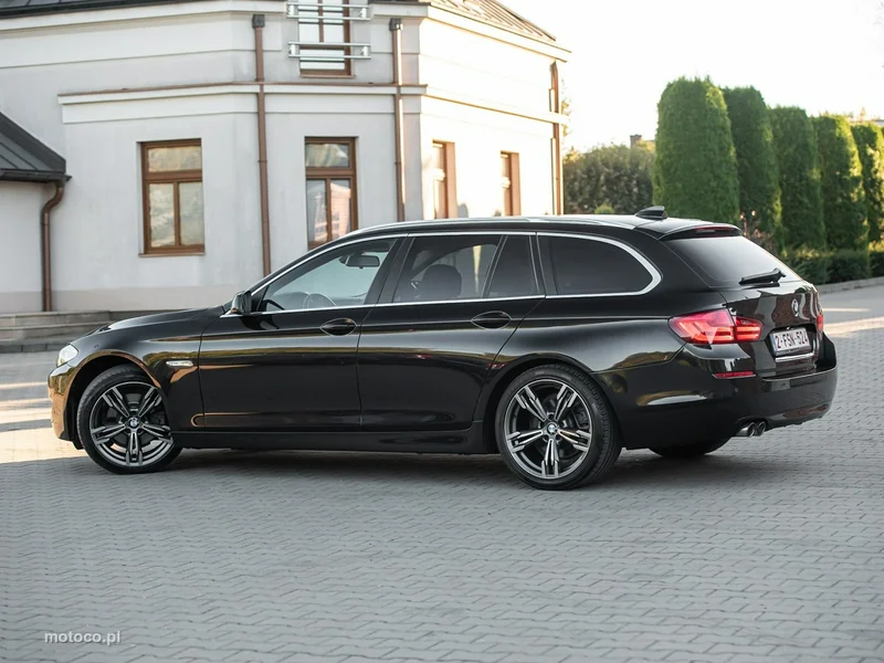 BMW Seria 5 F10 520 12