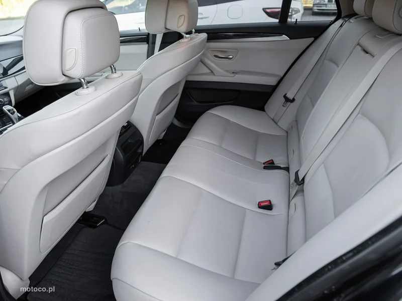BMW Seria 5 F10 520 7