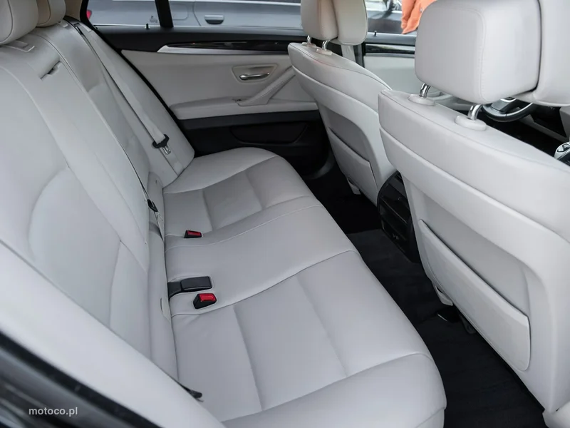 BMW Seria 5 F10 520 8