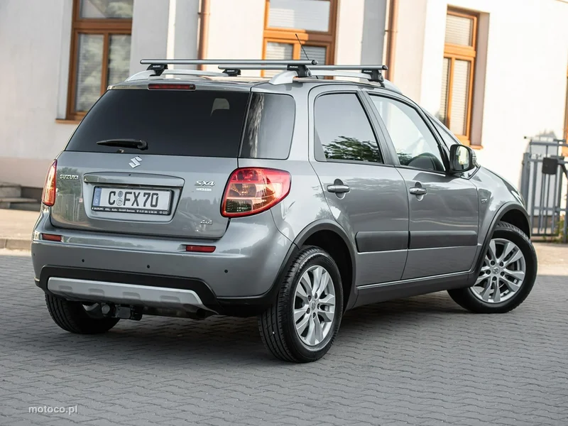 Suzuki SX4 16