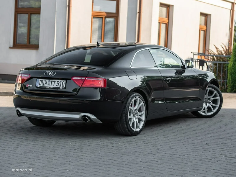 Audi A5 8T 14