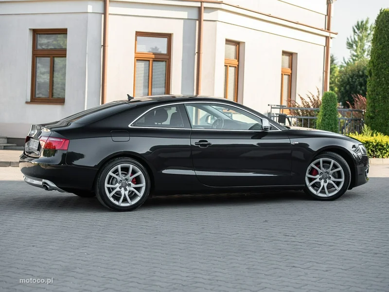 Audi A5 8T 15