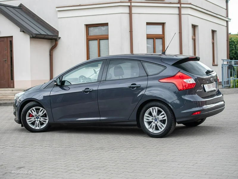 Ford Focus III 13
