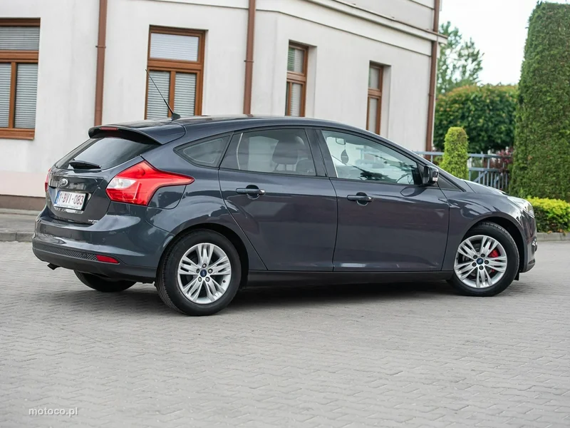 Ford Focus III 17