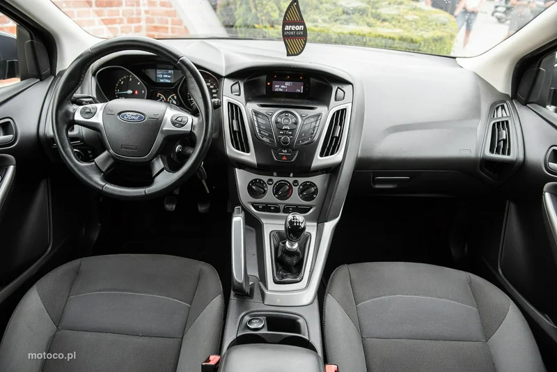 Ford Focus III 5