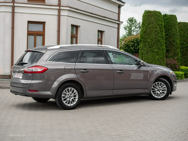 Ford Mondeo IV 17