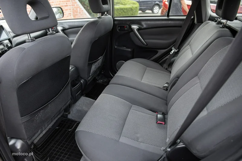 Toyota RAV 4 XA30 7