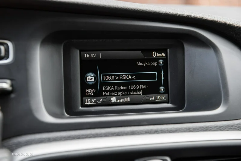 Volvo V40 20
