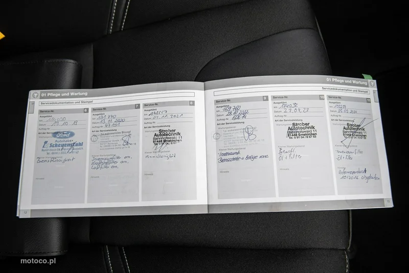 Volvo V40 29