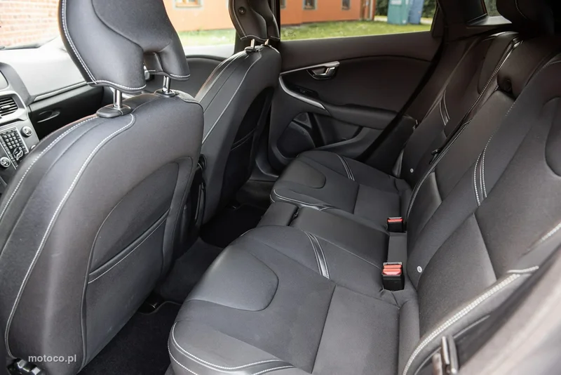 Volvo V40 7