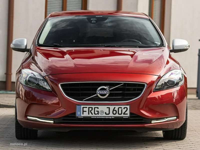 Volvo V40 10