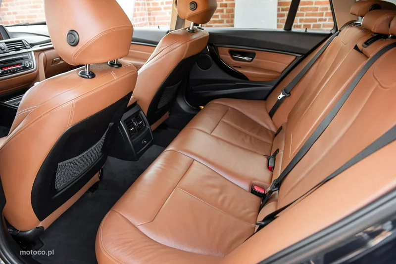 BMW Seria 3 F30 320 7