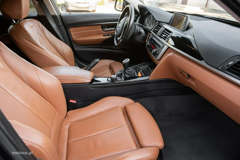 BMW Seria 3 F30 320 9