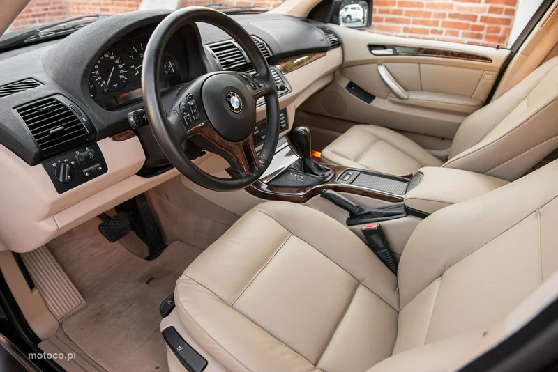 BMW X5 E53 6