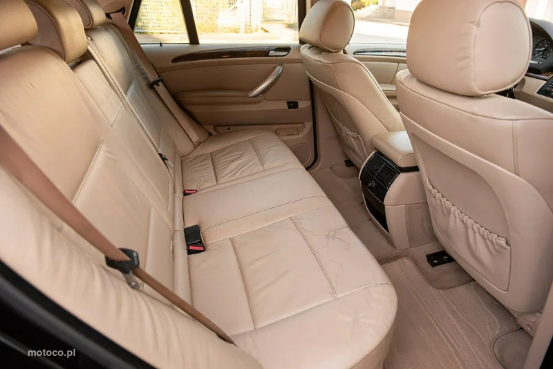 BMW X5 E53 8