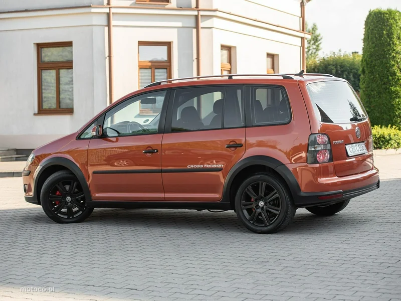 Volkswagen Touran 1T 14