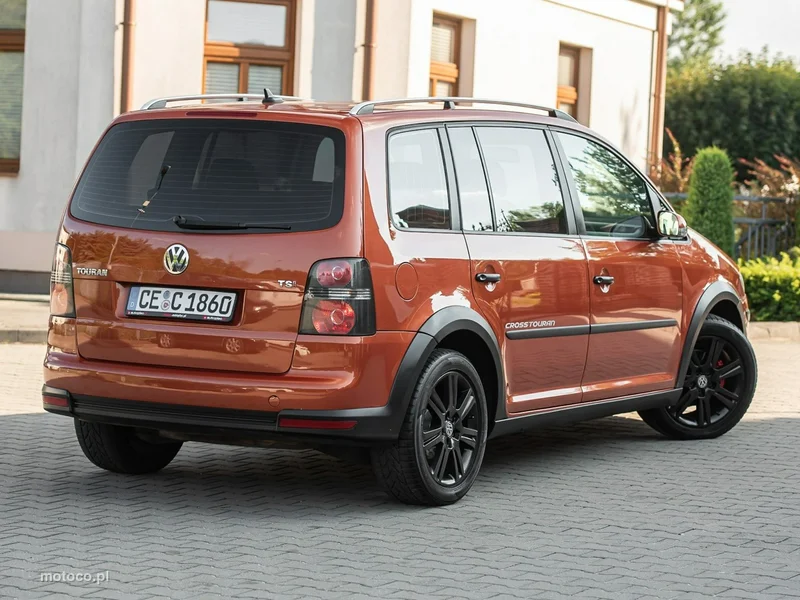 Volkswagen Touran 1T 17