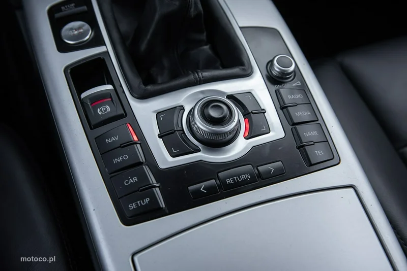 Audi A6 C6 24