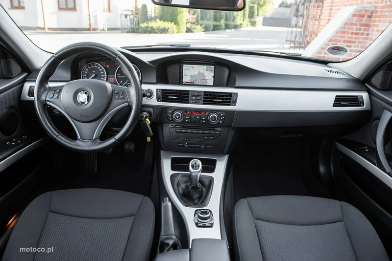 BMW Seria 3 E90 320 5