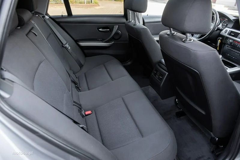 BMW Seria 3 E90 320 9