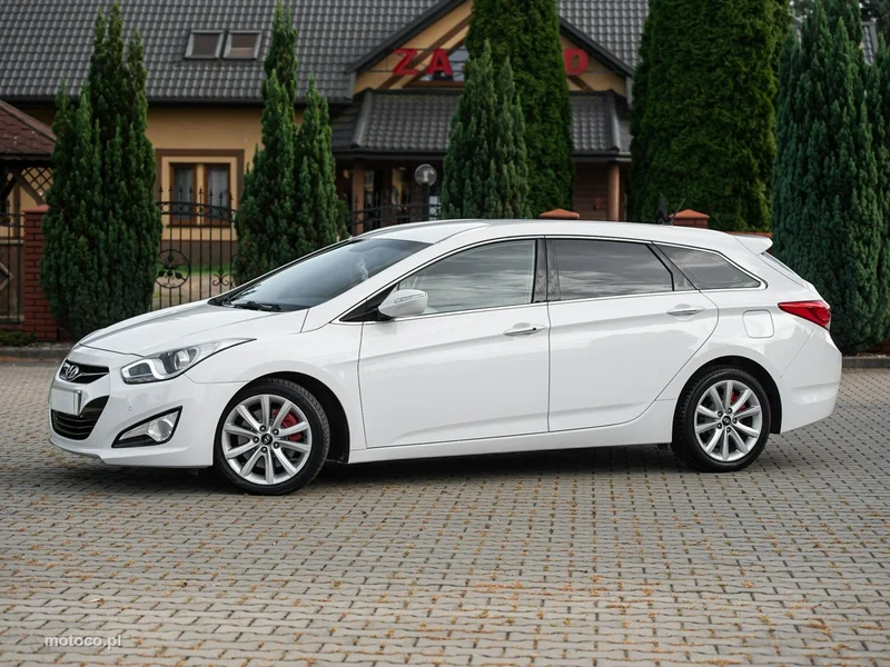 Hyundai i40 12