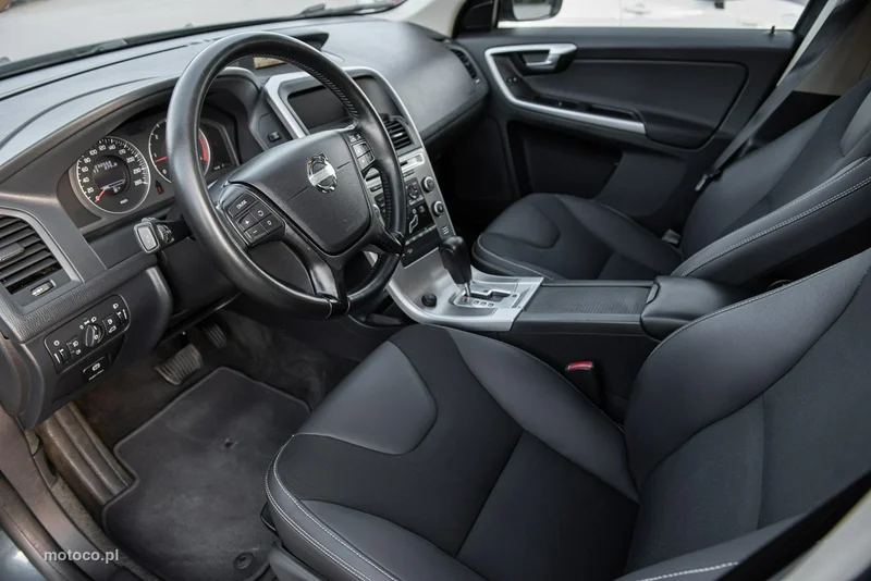 Volvo XC 60 6