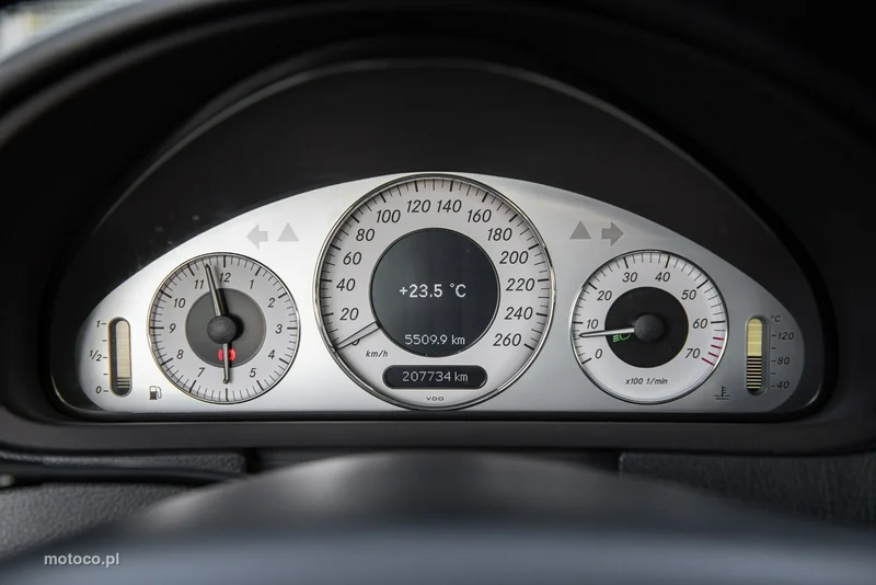 Mercedes-Benz CLK C209 CLK 280 34