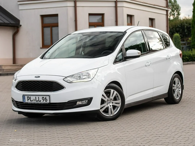 Ford C-Max II 11