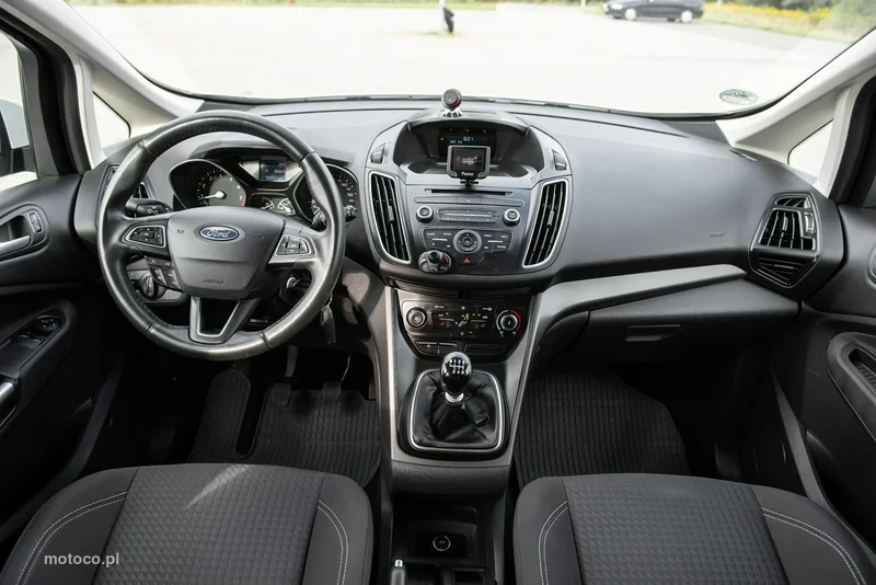 Ford C-Max II 5