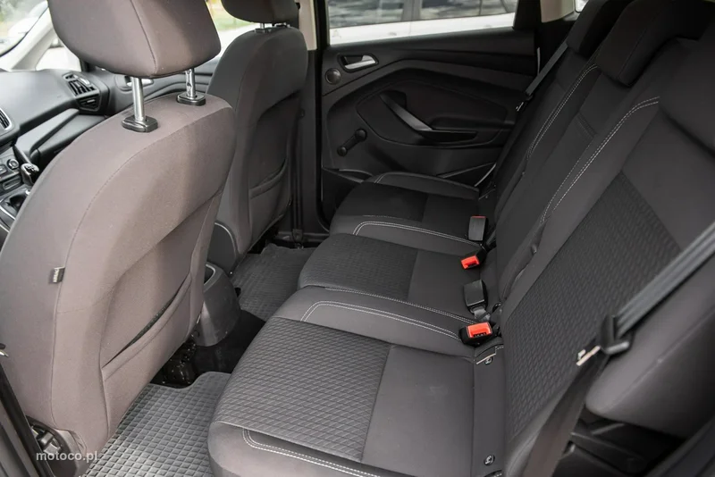 Ford C-Max II 7