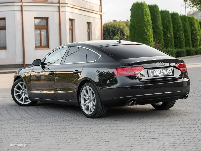 Audi A5 8T 15