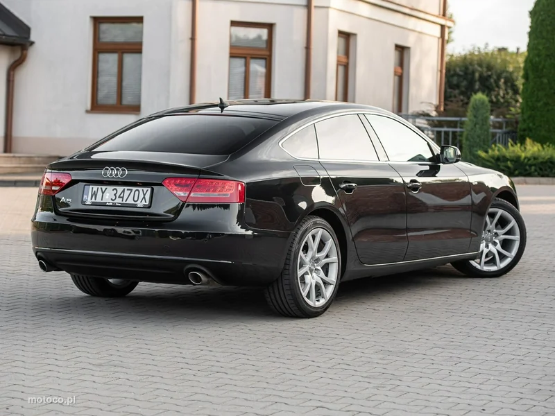 Audi A5 8T 17