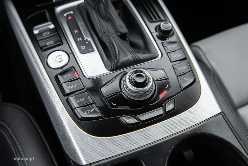 Audi A5 8T 25