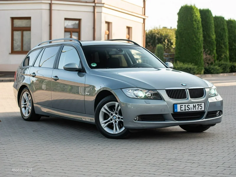 BMW Seria 3 E90 318 19