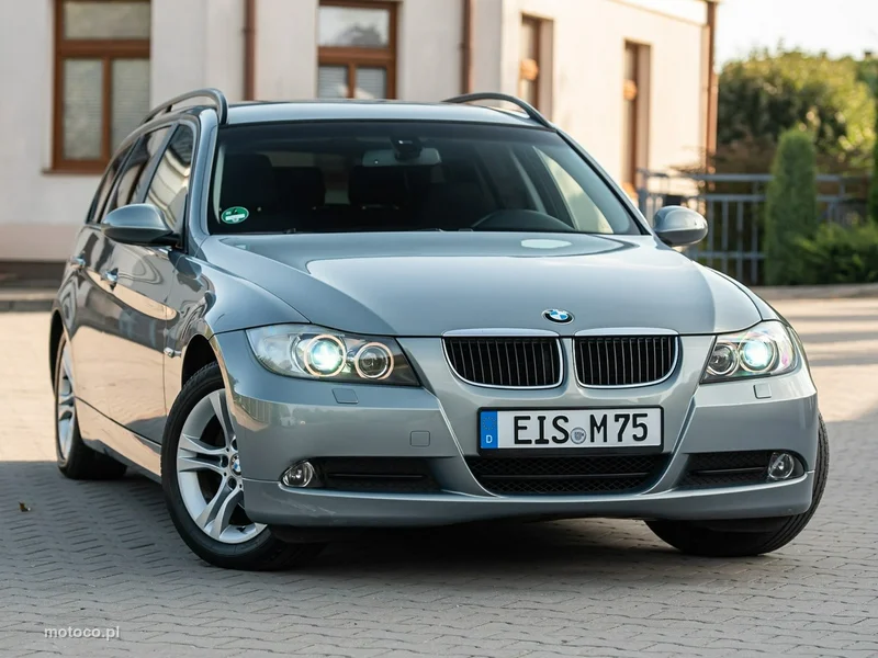 BMW Seria 3 E90 318 4