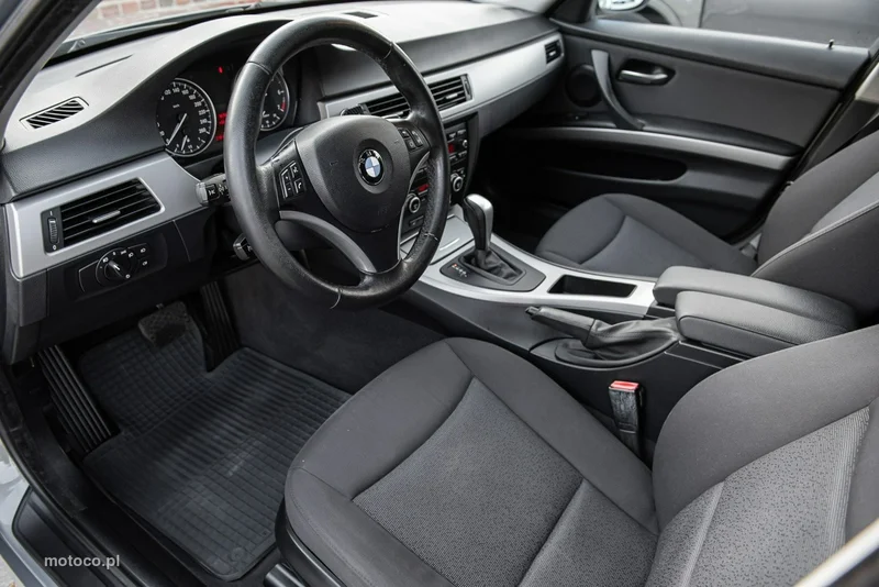 BMW Seria 3 E90 318 6