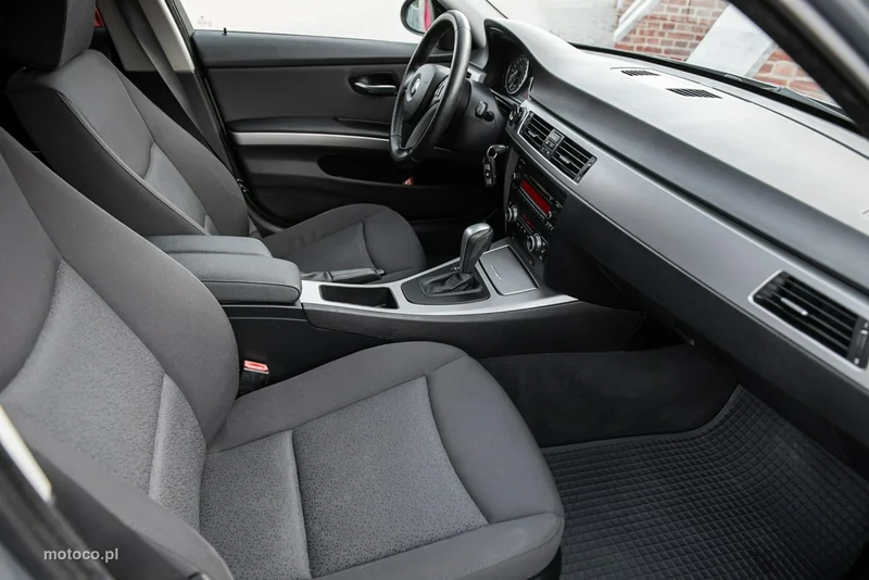 BMW Seria 3 E90 318 9