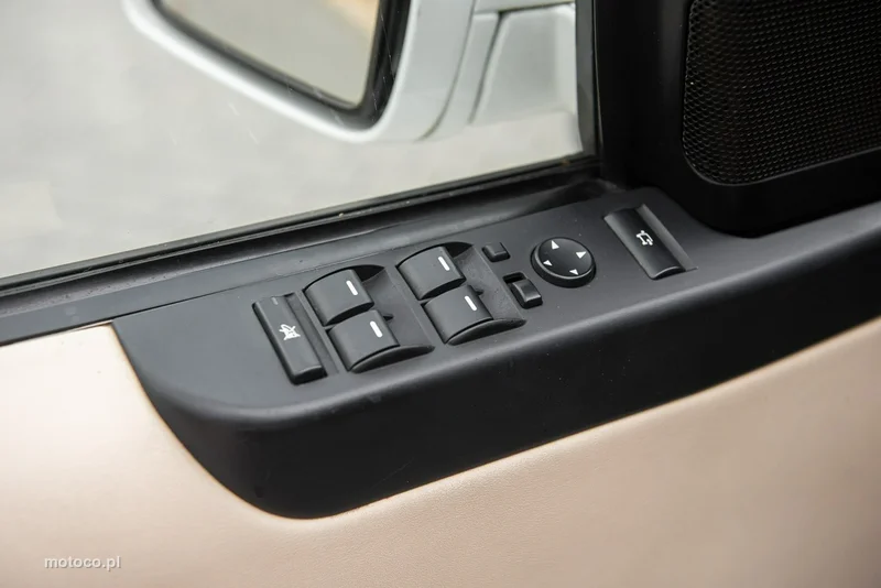 Land Rover Range Rover 30