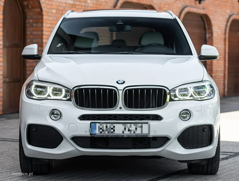BMW X5 F15 11