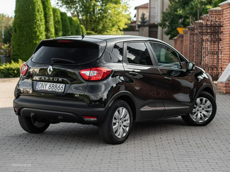 Renault Captur I 16