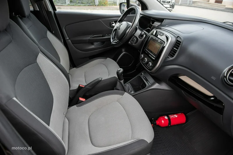Renault Captur I 9