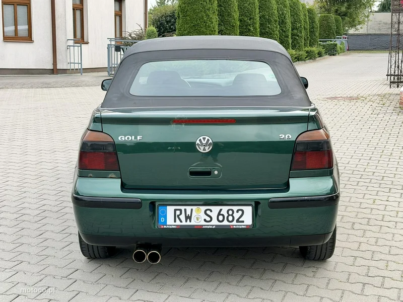 Volkswagen Golf Cabrio 18