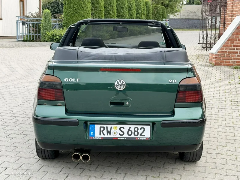 Volkswagen Golf Cabrio 19