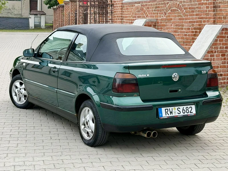 Volkswagen Golf Cabrio 9