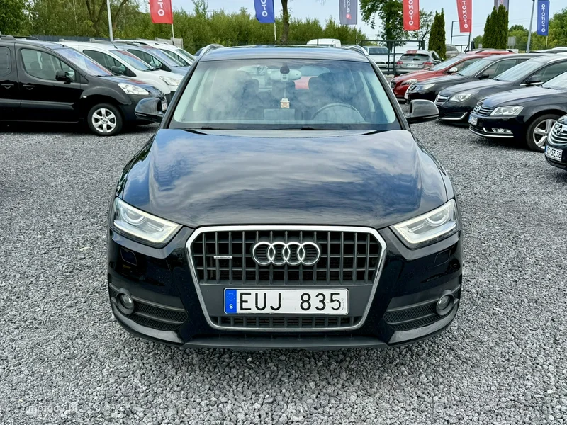 Audi Q3 8U 12