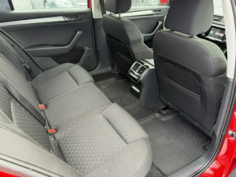 Skoda Superb III 10