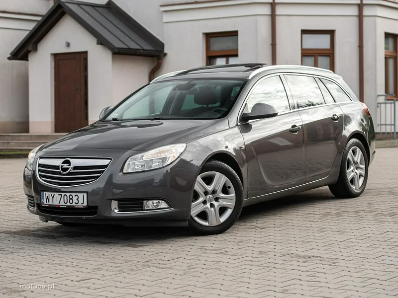Opel Insignia Sports Tourer 12