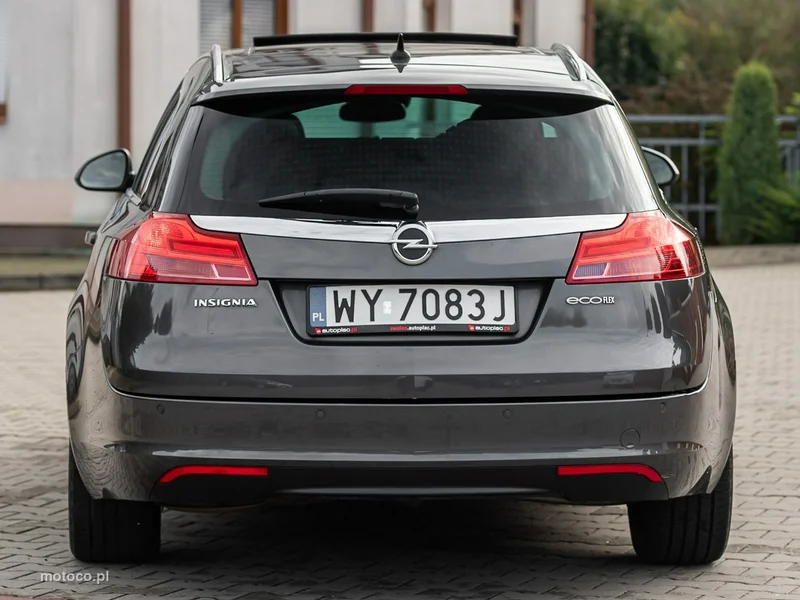Opel Insignia Sports Tourer 16