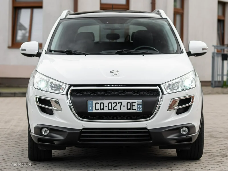 Peugeot 4008 11